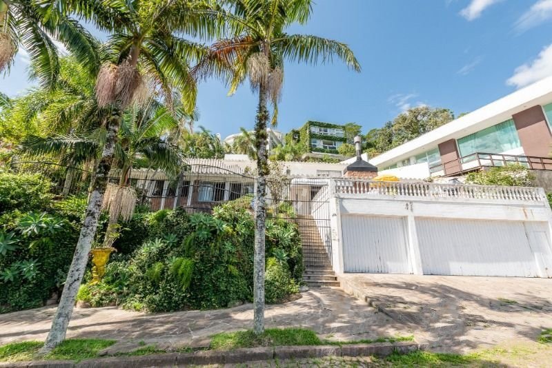 Venda de Casa em bairro Setimo Ceu com 347m² Área Const.