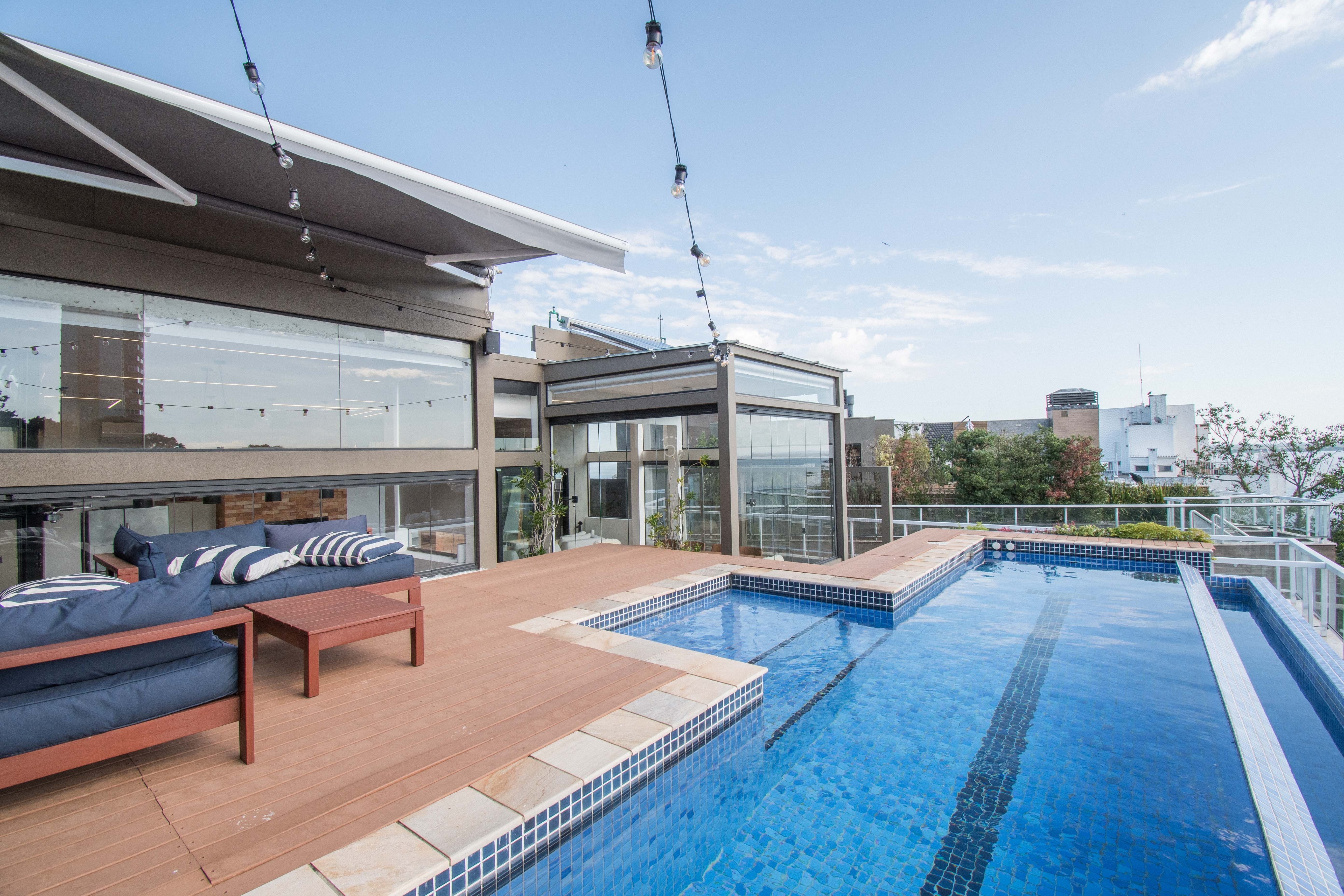 Venda de Cobertura em bairro Cristal com 358m² Área Const. e 442m² Área Terreno