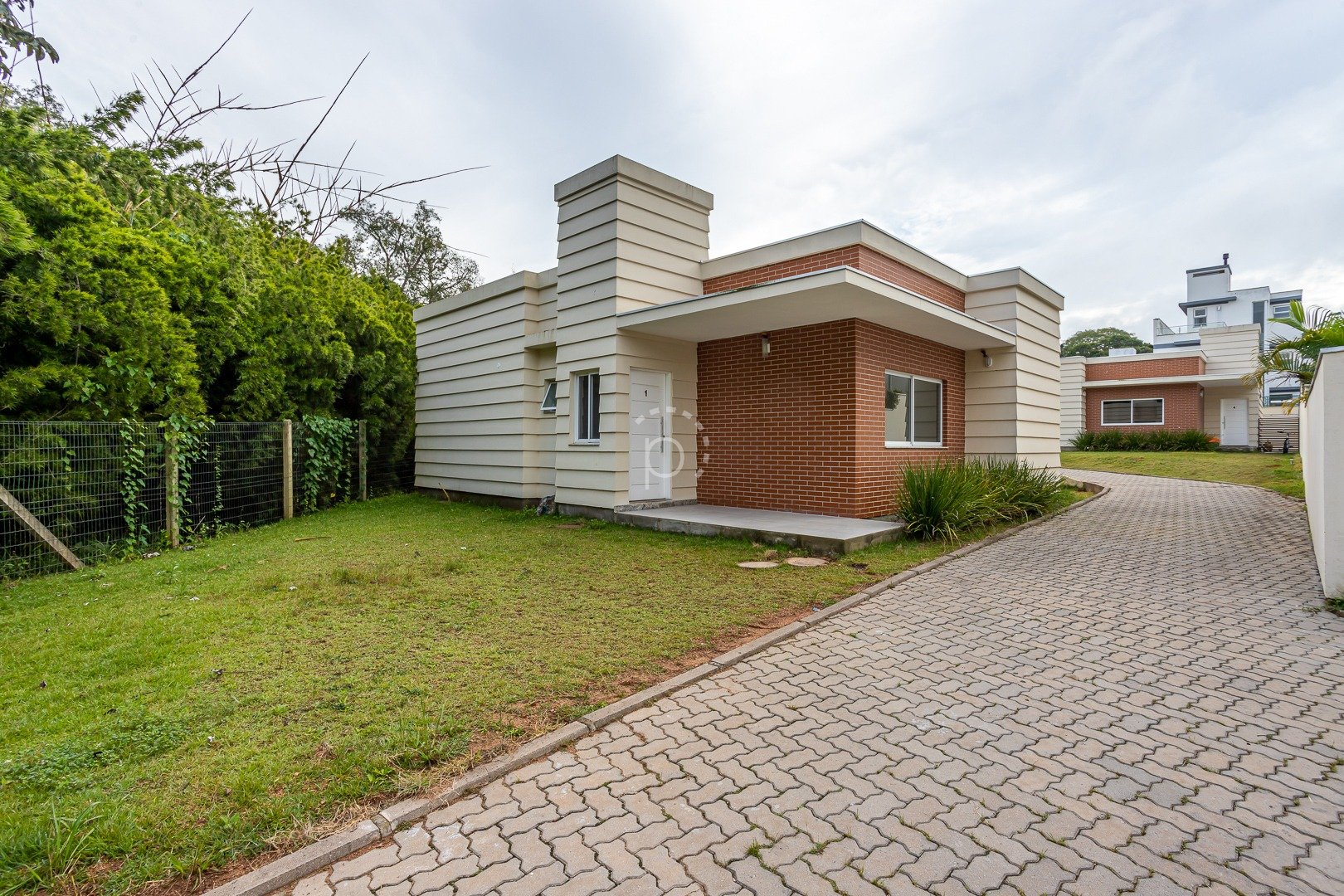 Venda de Casa em Condomínio em bairro Lagos de Nova Ipanema  com 123m² Área Const.