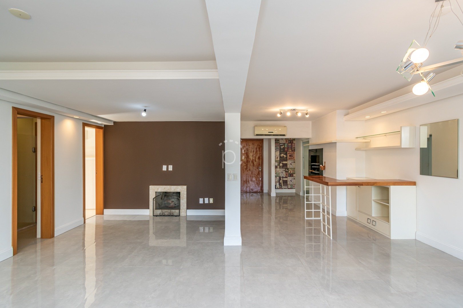 Apartamento de 4 dormitórios à venda no bairro Tristeza