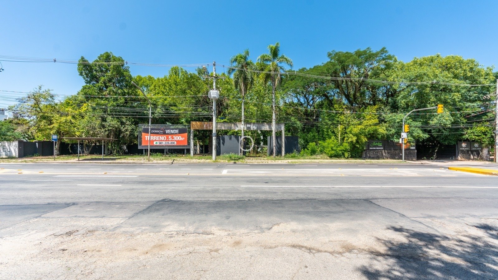 Locação de Terreno em PORTO ALEGRE-RS, bairro IPANEMA com 5298m² Área Const.