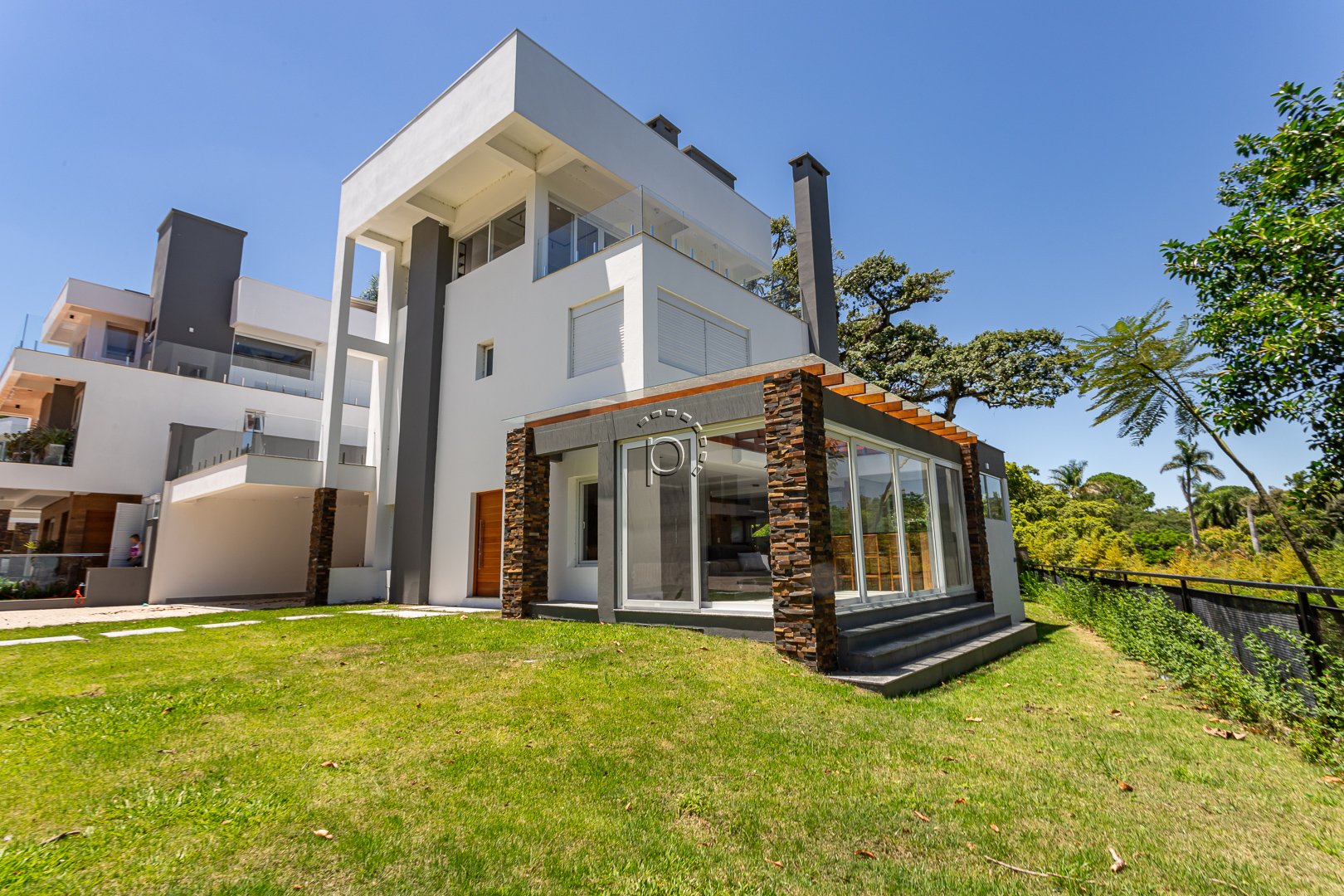 Casa em Condomínio no bairro IPANEMA (Ref: 4682)