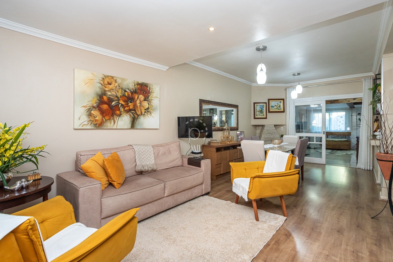 Venda de Casa em bairro Ipanema com 183m² Área Const.