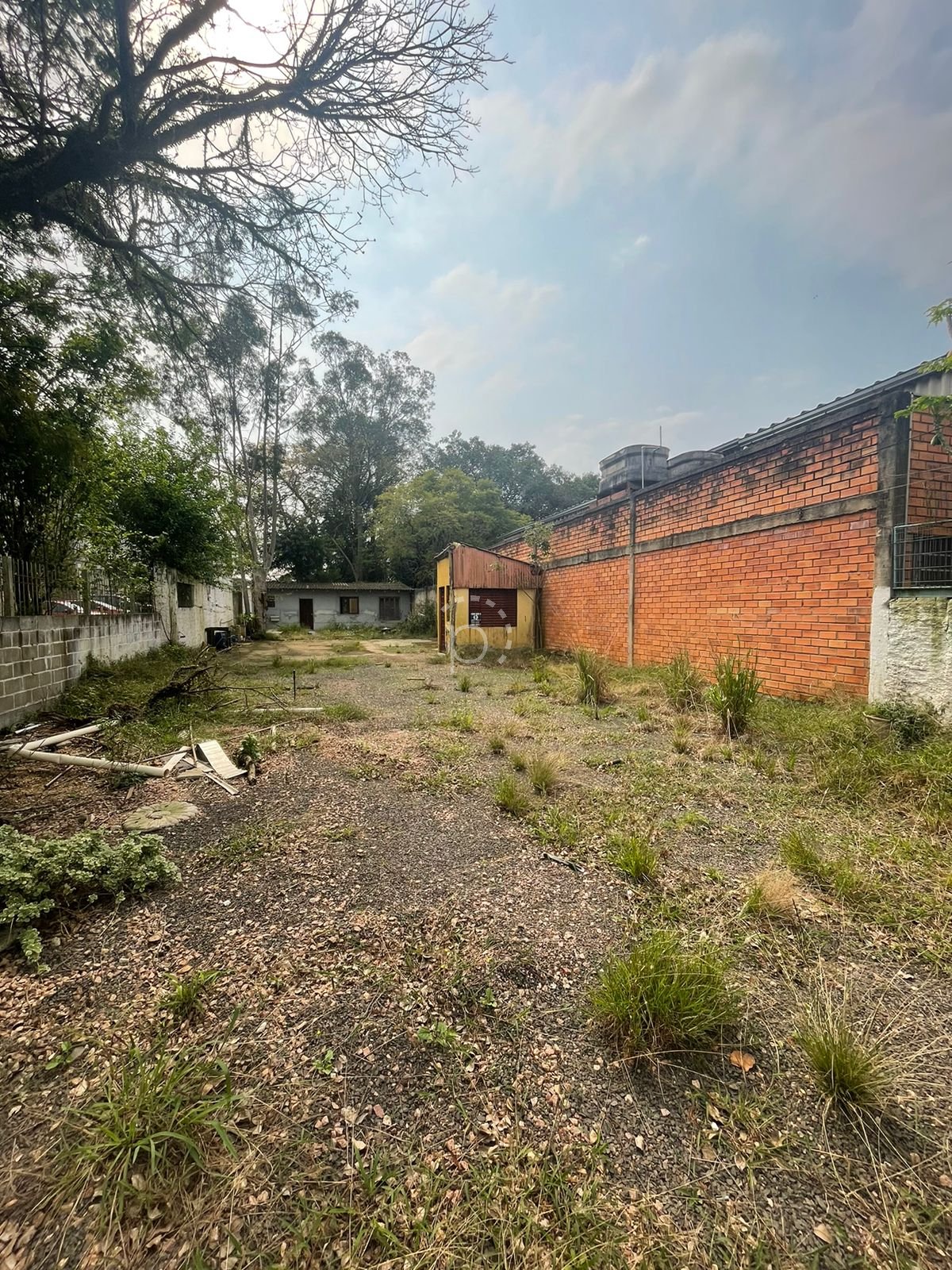 Locação de Terreno em PORTO ALEGRE-RS, bairro IPANEMA com 440m² Área Const.