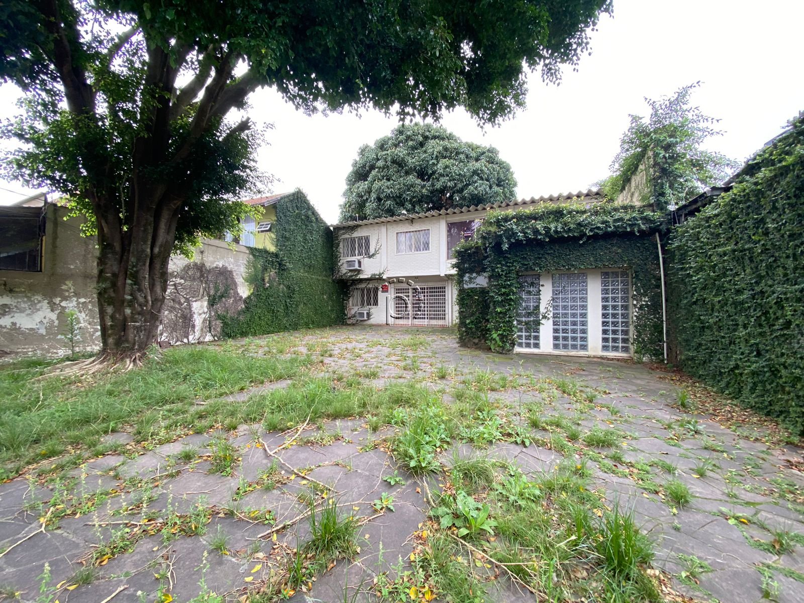 Casa Comercial no bairro TRISTEZA (Ref: 5062)