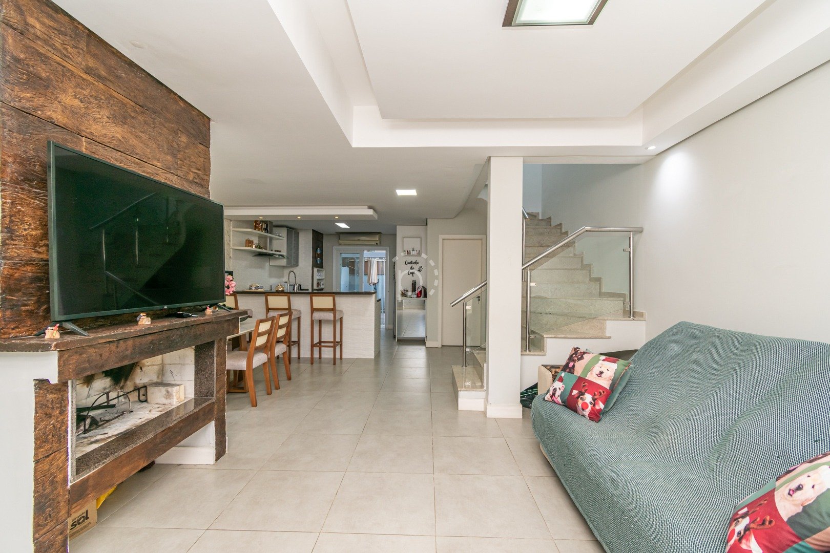 Venda de Casa em bairro Hípica com 136m² Área Const.