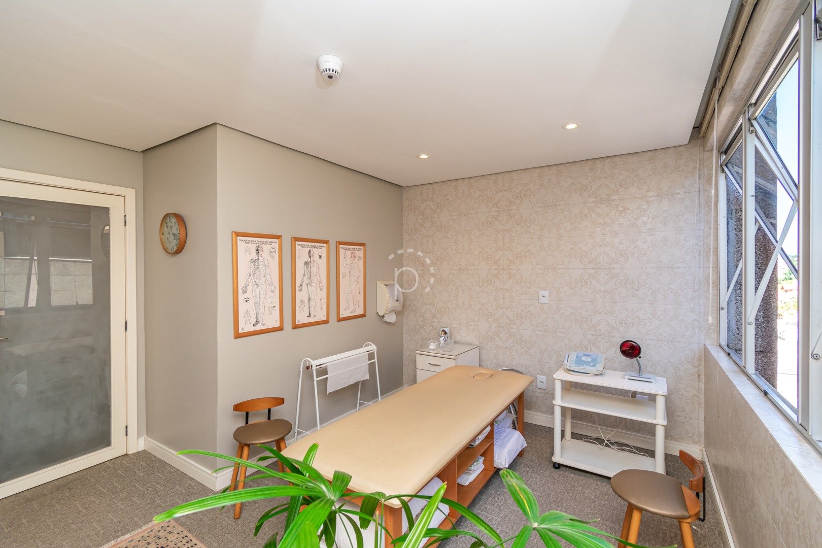 Venda de Sala em bairro TRISTEZA com 35m² Área Const. e 46m² Área Terreno