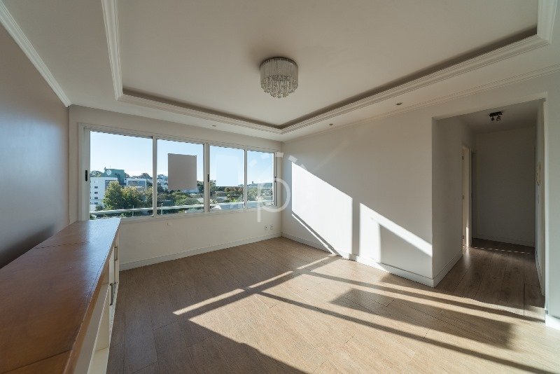 Venda de Apartamento em bairro TRISTEZA com 75m² Área Const.
