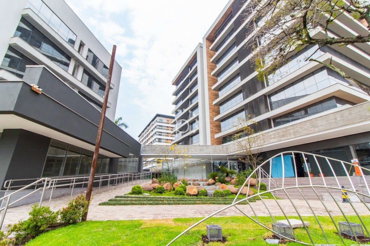 Sala de 88m² à venda no bairro Tristeza