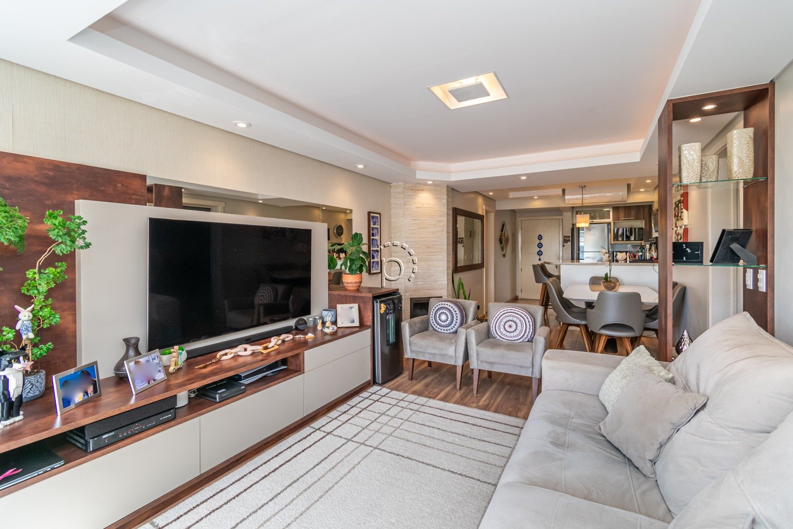 Apartamento de 3 dormitórios na Tristeza