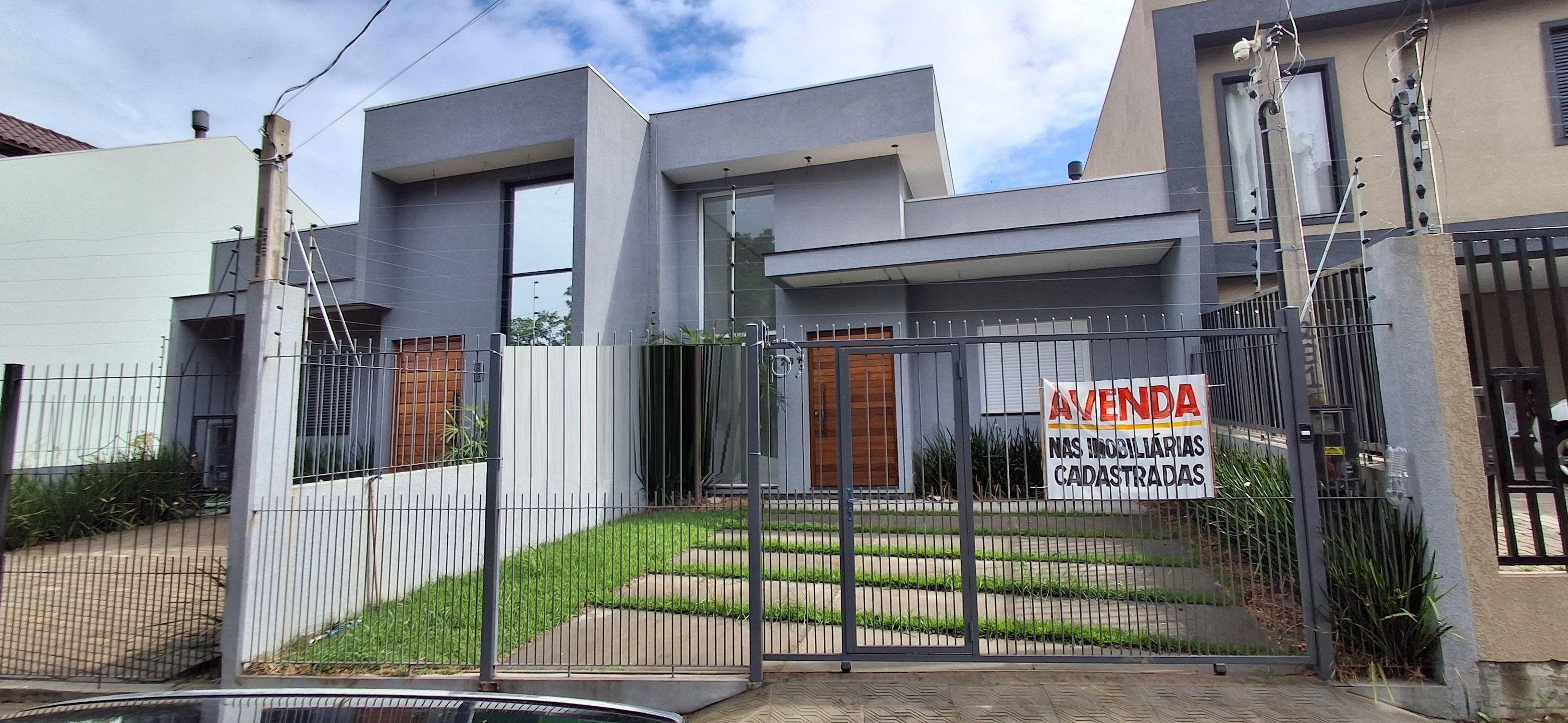 Casa no bairro IPANEMA (Ref: 5223)