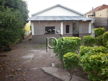 Terreno de 1.335,20m2 à venda no bairro Camaquã