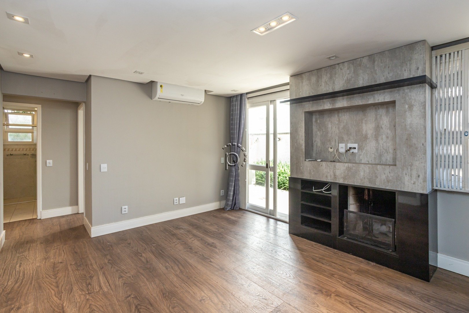 Apartamento Garden de 2 dormitórios à venda no bairro Tristeza