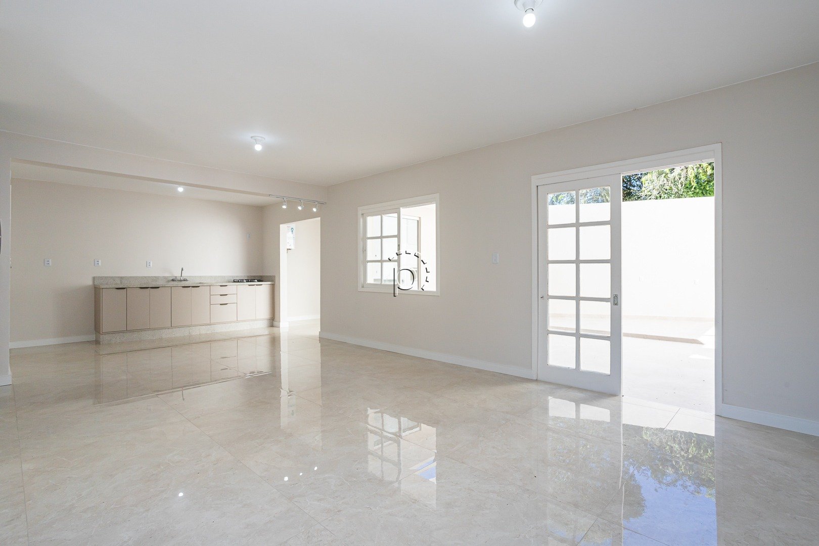 Casa em Condomínio com 3 Dormitórios no Jardim Isabel